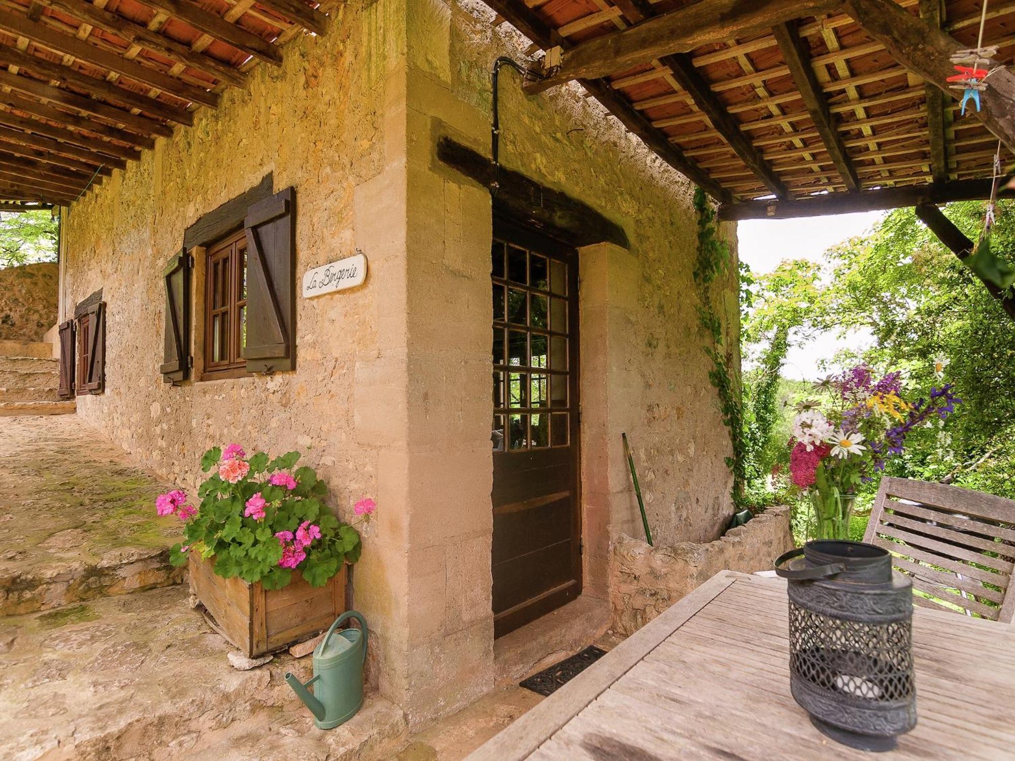 Cottage In Les Eyzies De Tayac Sireuil With Pool Meyrals Exterior photo