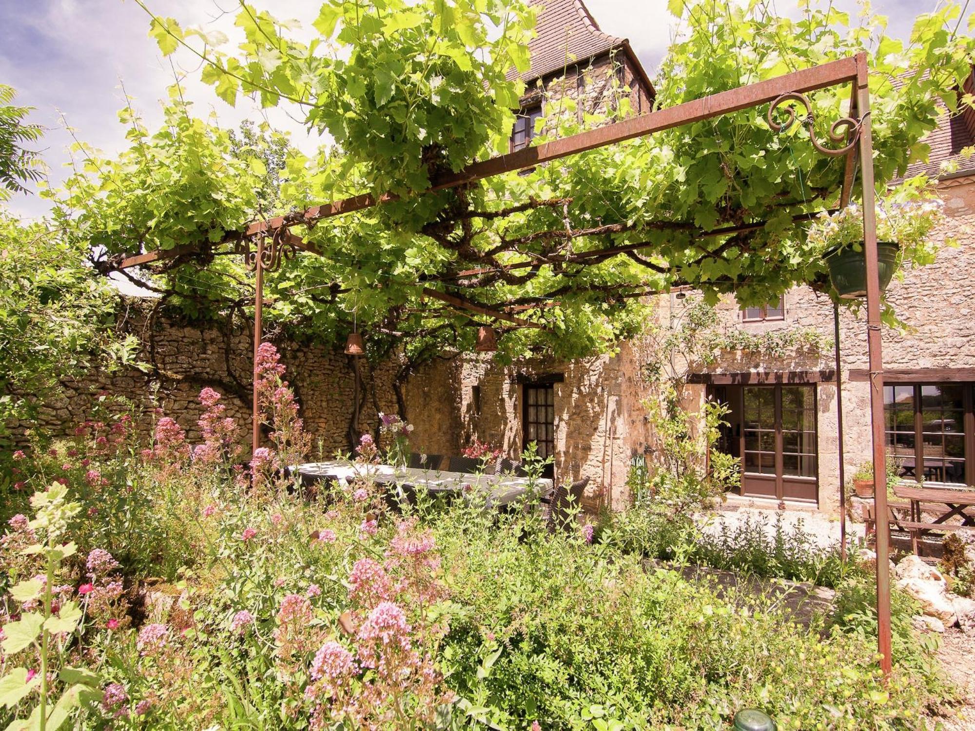 Cottage In Les Eyzies De Tayac Sireuil With Pool Meyrals Exterior photo