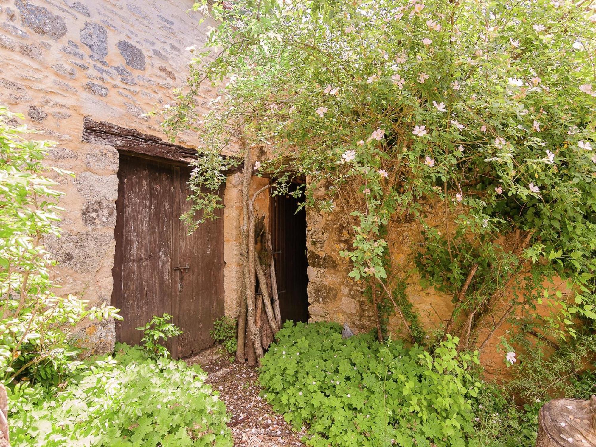Cottage In Les Eyzies De Tayac Sireuil With Pool Meyrals Exterior photo